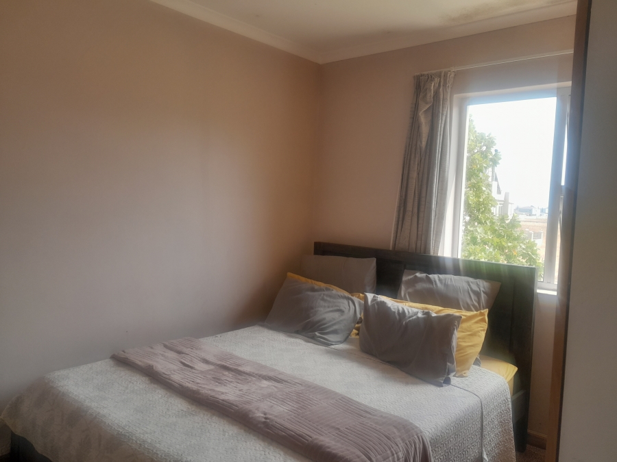 2 Bedroom Property for Sale in Whispering Pines Western Cape